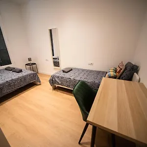 by-universitat-rooms-08007.catalonia-hotels.com/